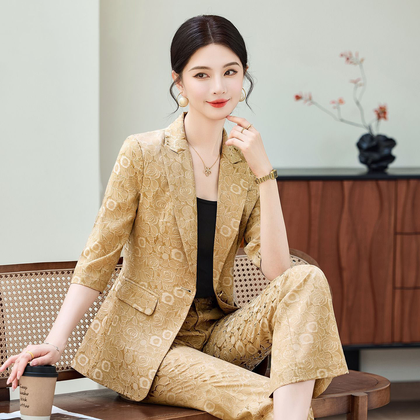 Women Formal Wear With Blazer - Fashion Apricot Half Sleeve Professional Suit