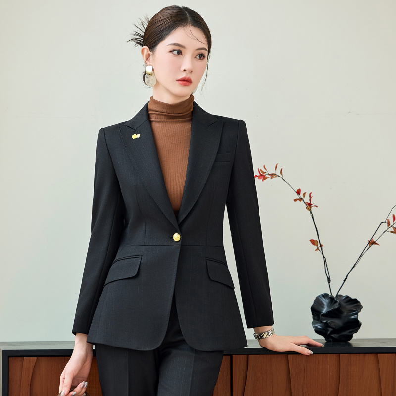 Red Suit Set for Women, Autumn - огляд і ціна Women'S Red Formal Wear