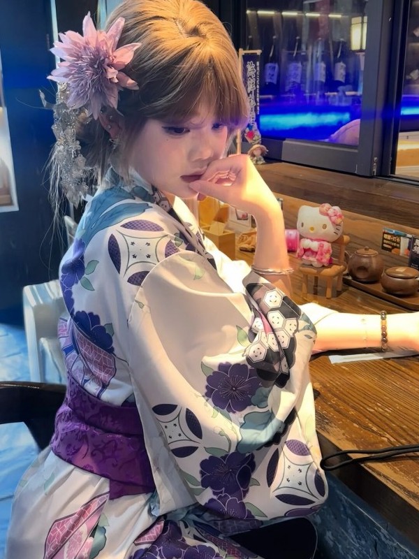 Traditional Purple Kimono Bath - огляд і ціна Women'S Formal Traditional Wear